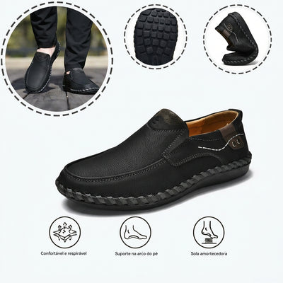 Sapatos ortopédicos confortáveis — apoio ergonómico do arco do pé, que alivia a dor, e biqueira larga que não aperta o pé.