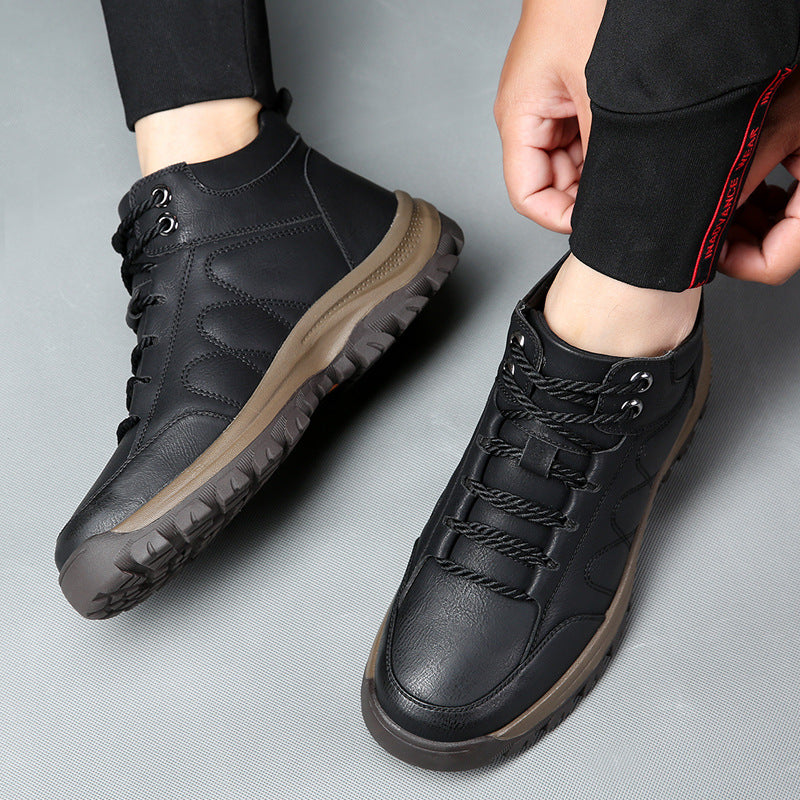 🎁 Oferta Especial: 70% de desconto 🎁 Sapatos Ortopédicos em Pele para Homem — Costurados à Mão 👟 Impermeáveis e Antiderrapantes ✅ Suporte para o Arco do Pé — Caminhada Confortável
