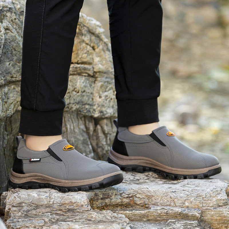 Sapatos ortopédicos confortáveis em camurça — com apoio do arco do pé, para aliviar a dor, antiderrapantes e com amortecimento.