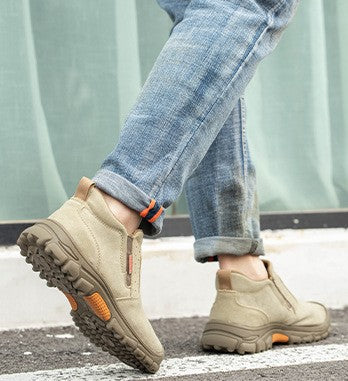 Sapatos ortopédicos confortáveis em camurça — macios e confortáveis, com excelente apoio — aliviam as dores nos pés.