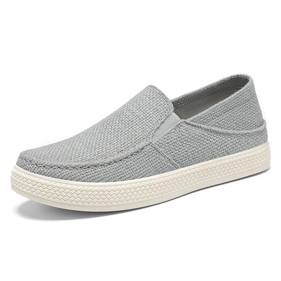 Sapatos ortopédicos com malha — totalmente tecidos à mão, com apoio para o arco do pé, para aliviar a dor.