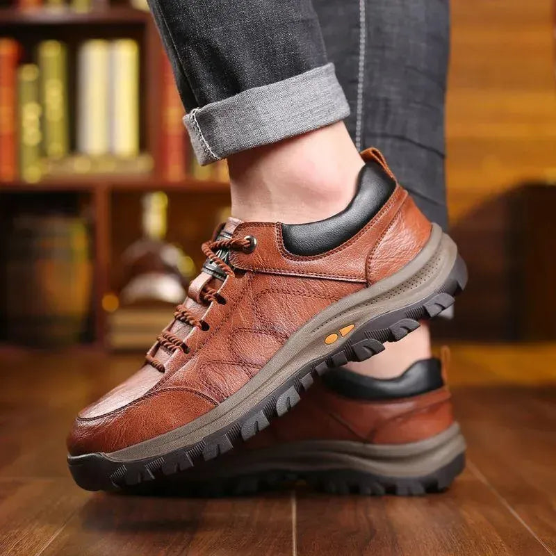 Sapatos ortopédicos confortáveis e casuais — fabricados à mão em pele de vaca italiana, com apoio para o arco do pé, para um caminhar confortável