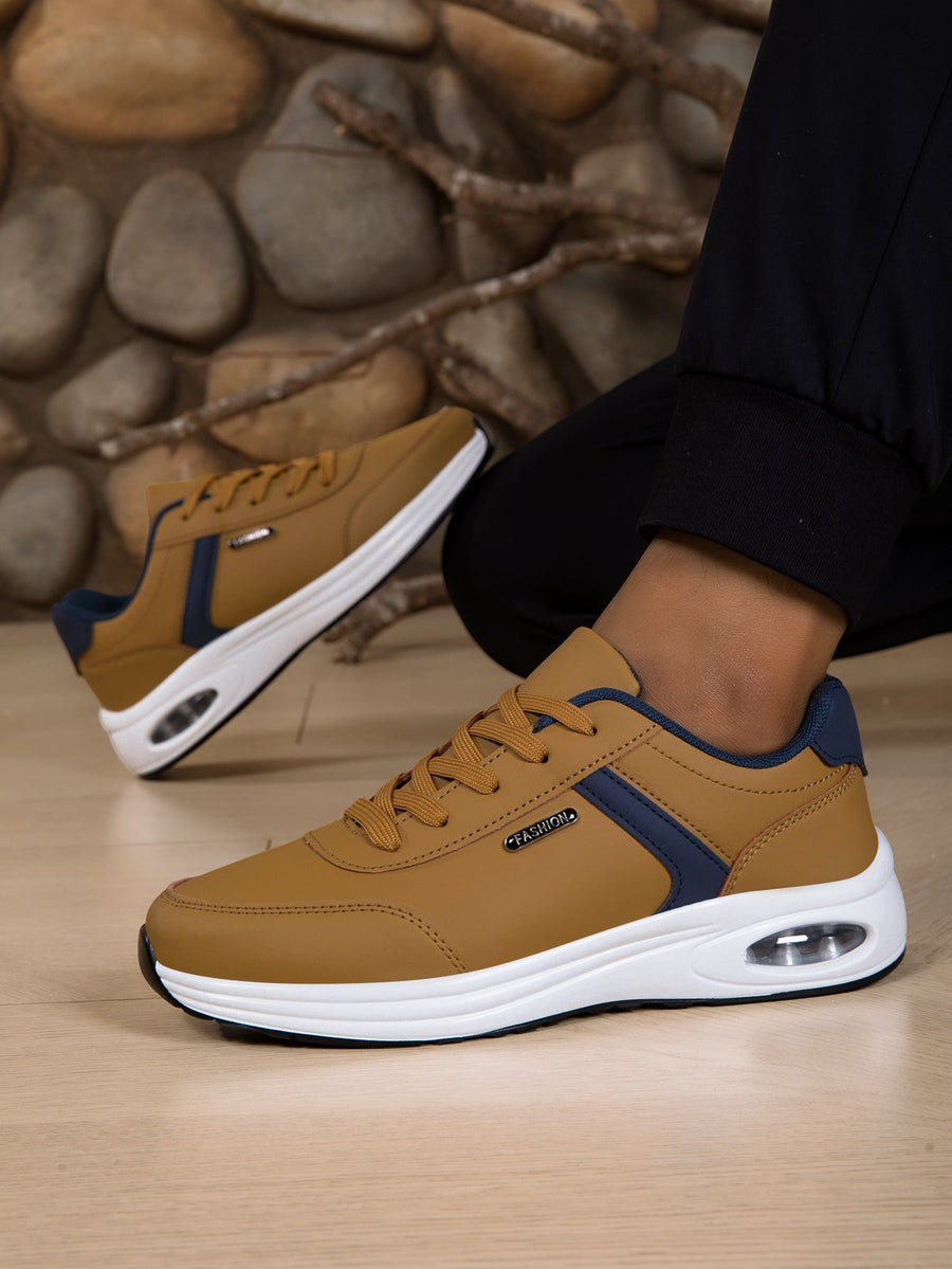 Sapatos ortopédicos confortáveis — com apoio para o arco do pé, para aliviar a dor; leves, com amortecimento e revestimento em pele impermeável.