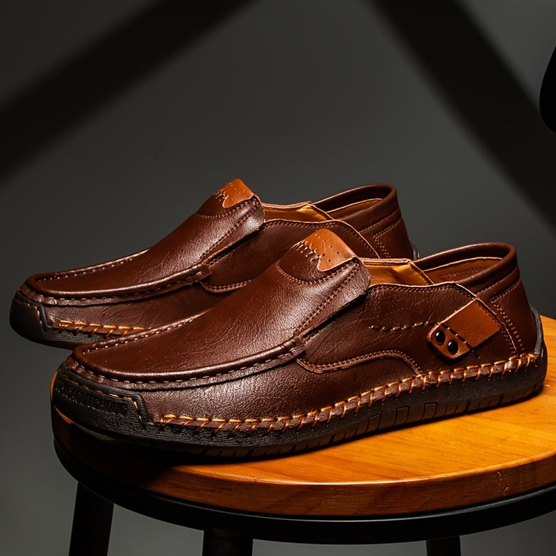 Sapatos ortopédicos confortáveis — fabricados em pele de vaca italiana, com apoio para o arco do pé, para aliviar a dor; leves e com amortecimento.
