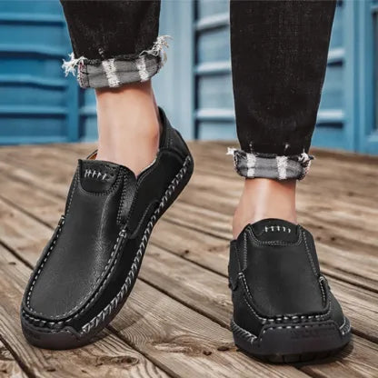 Sapatos ortopédicos confortáveis — fabricados em pele de vaca italiana, com apoio para o arco do pé, para aliviar a dor; leves e com amortecimento.