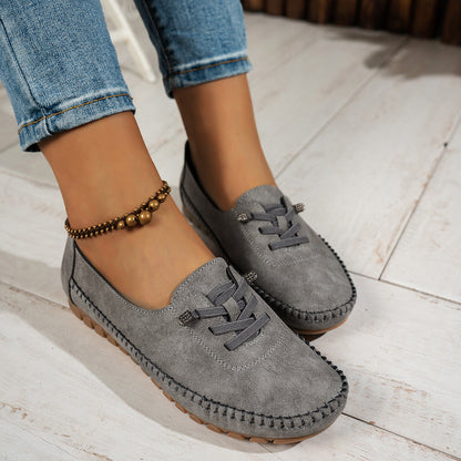Sapatos ortopédicos confortáveis — com apoio do arco do pé, para aliviar a dor; macios e com amortecimento.