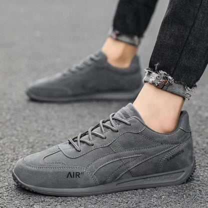Sapatos ortopédicos confortáveis — em pele de camurça selecionada, com apoio para o arco do pé, para aliviar a dor; leves e com amortecimento.