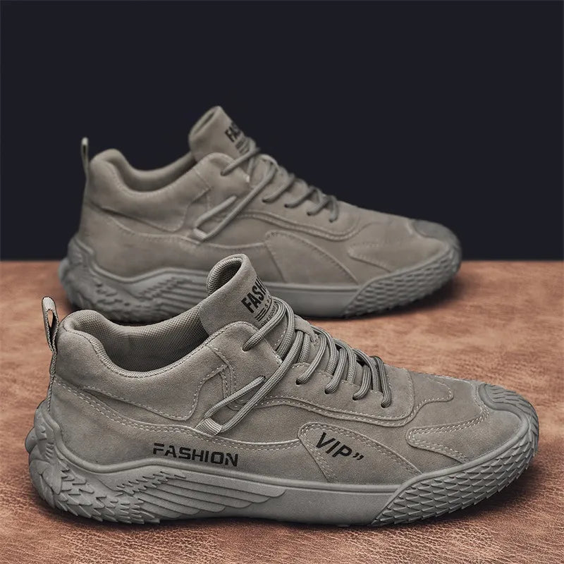 Sapatos ortopédicos confortáveis — macios e confortáveis, com excelente apoio — aliviam as dores nos pés.