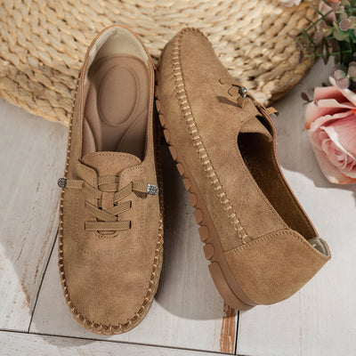 Sapatos ortopédicos confortáveis — com apoio do arco do pé, para aliviar a dor; macios e com amortecimento.