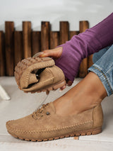 Sapatos ortopédicos confortáveis — com apoio do arco do pé, para aliviar a dor; macios e com amortecimento.