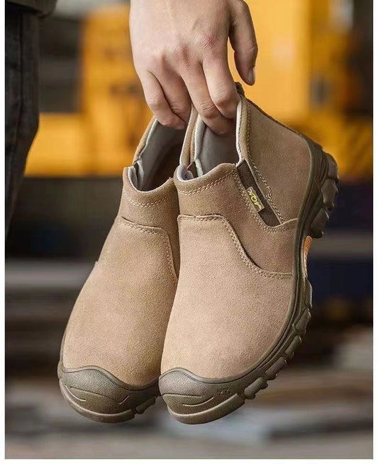 Sapatos ortopédicos confortáveis em camurça — macios e confortáveis, com excelente apoio — aliviam as dores nos pés.