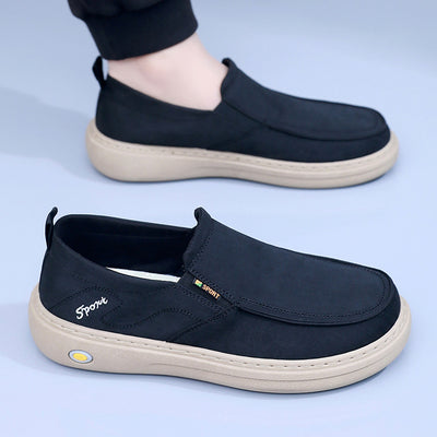 Sapatos ortopédicos confortáveis — com apoio para o arco do pé, que aliviam a dor e protegem os joelhos, amortecendo o impacto.