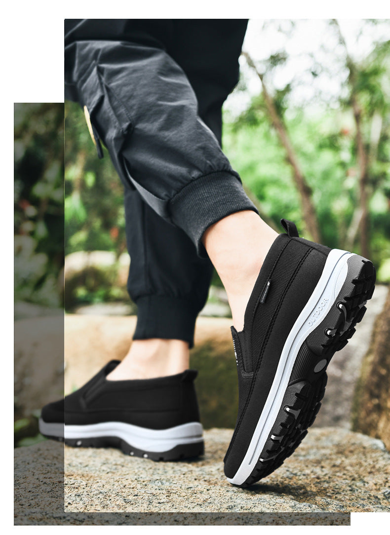 Sapatos ortopédicos de marca — macios e confortáveis, com excelente apoio — aliviam as dores nos pés.