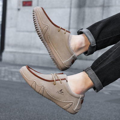 Sapatos ortopédicos confortáveis — apoio ergonómico do arco do pé, que alivia a dor, com biqueira larga que não aperta o pé.