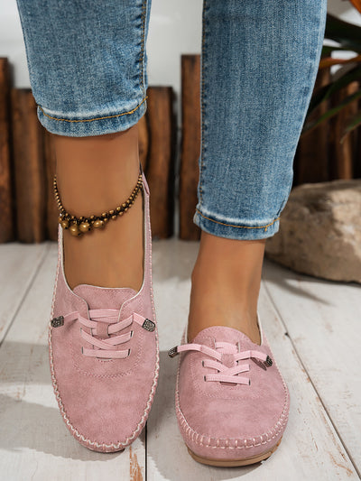 Sapatos ortopédicos confortáveis — com apoio do arco do pé, para aliviar a dor; macios e com amortecimento.