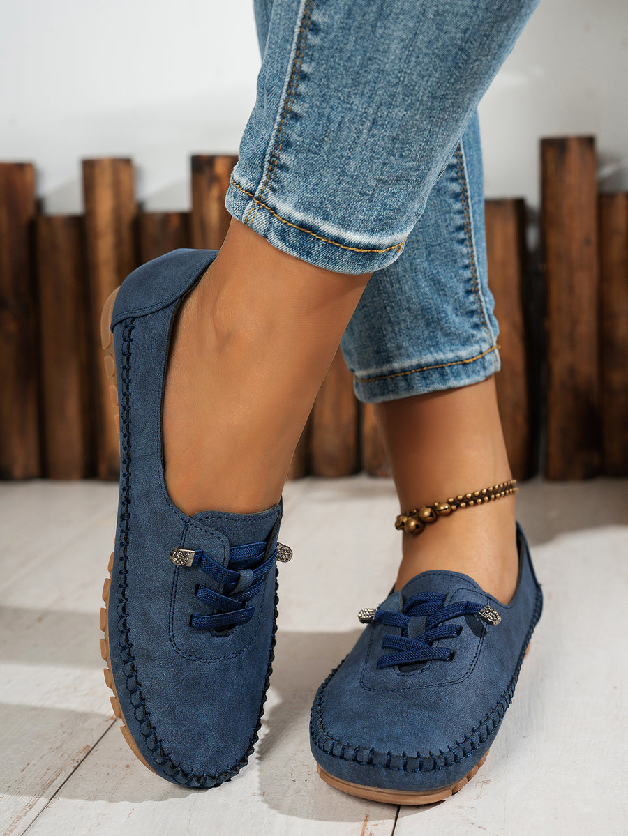 Sapatos ortopédicos confortáveis — com apoio do arco do pé, para aliviar a dor; macios e com amortecimento.