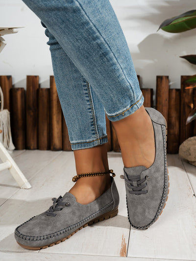 Sapatos ortopédicos confortáveis — com apoio do arco do pé, para aliviar a dor; macios e com amortecimento.